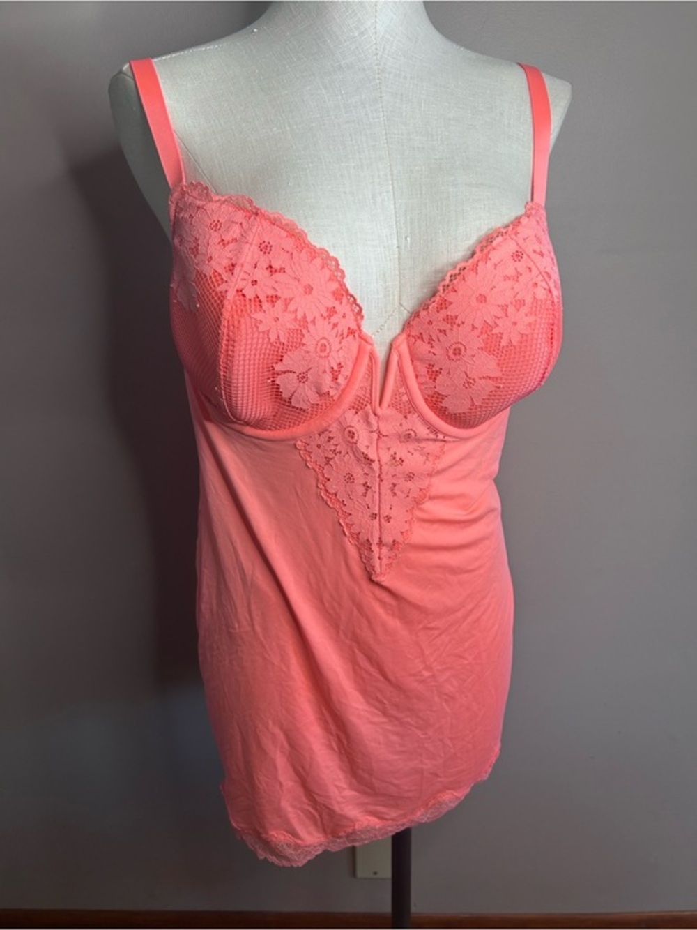 Cacique Coral Lace-Trim Chemise 40D coral orange lightly lined